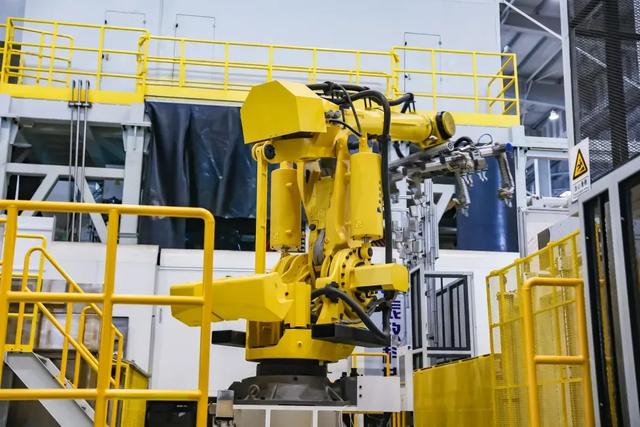 揭秘智能制造：万亿风口下的"骨感"现实，90%企业倒在黎明前