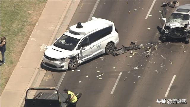 自动驾驶：驶向未来还是困境迷途？