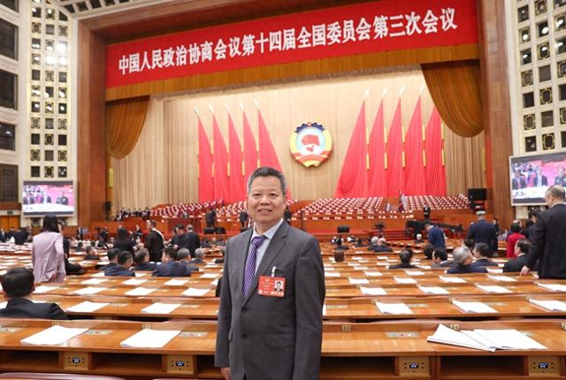 自动驾驶商业化提速！全国政协委员呼吁：扩大试点、松绑政策、加速立法