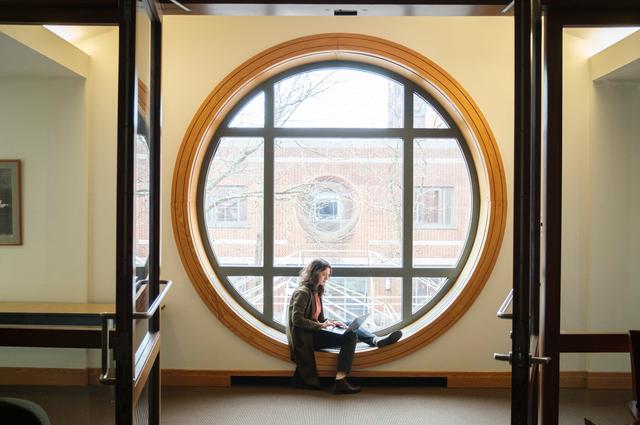 聊天机器人ChatGPT，是教育的毒药还是良药？