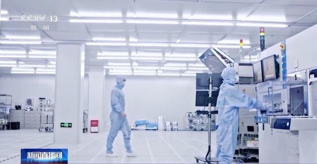 当手机电脑都加上“AI”前缀 生活会发生什么变化